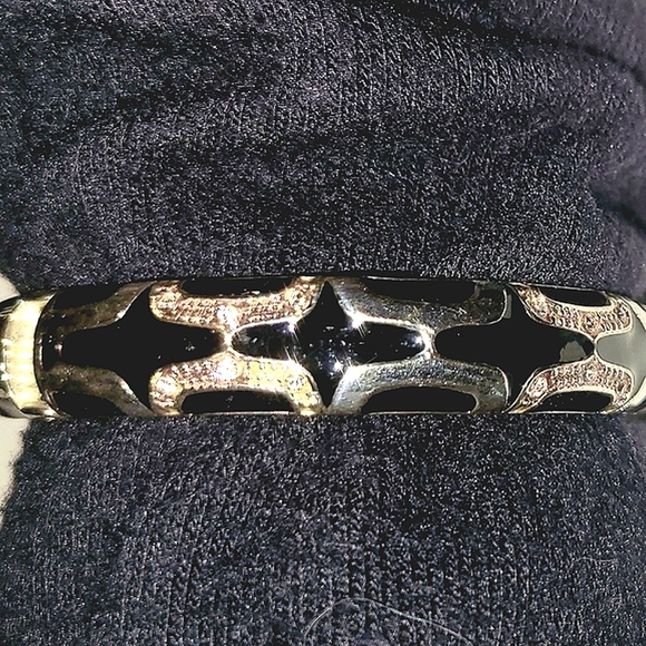 NORDSTROM BRACELET Enamel Hinge Black Gold Silver Rose Gold w Small Rhinestones - Picture 2 of 4